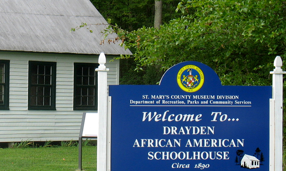 Drayden Museum Entrance Sign